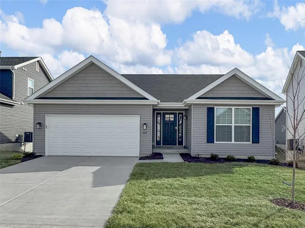 602 Sideoats Dr, Wentzville, MO 63385