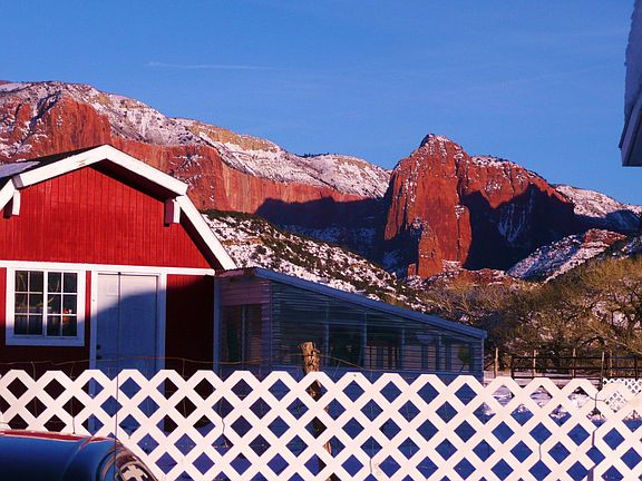 Red Shed and Green House