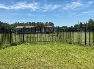 631 SW Marigold Pl, Fort White, FL 32038