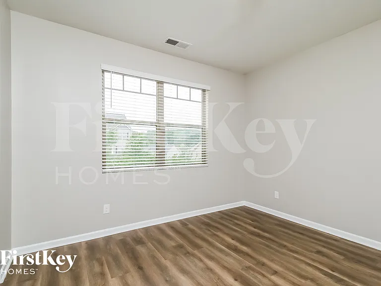 2057 Massey Ln — Photo 15