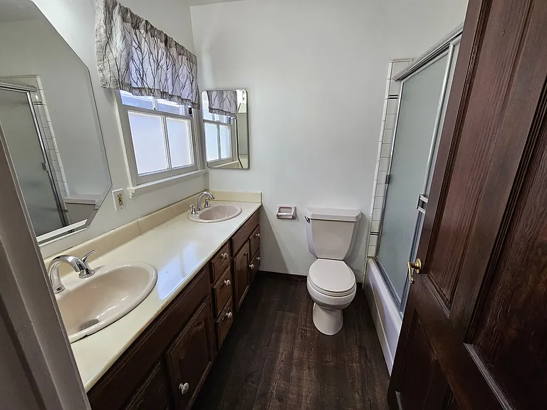 504 E Dalton Ave — Photo 16