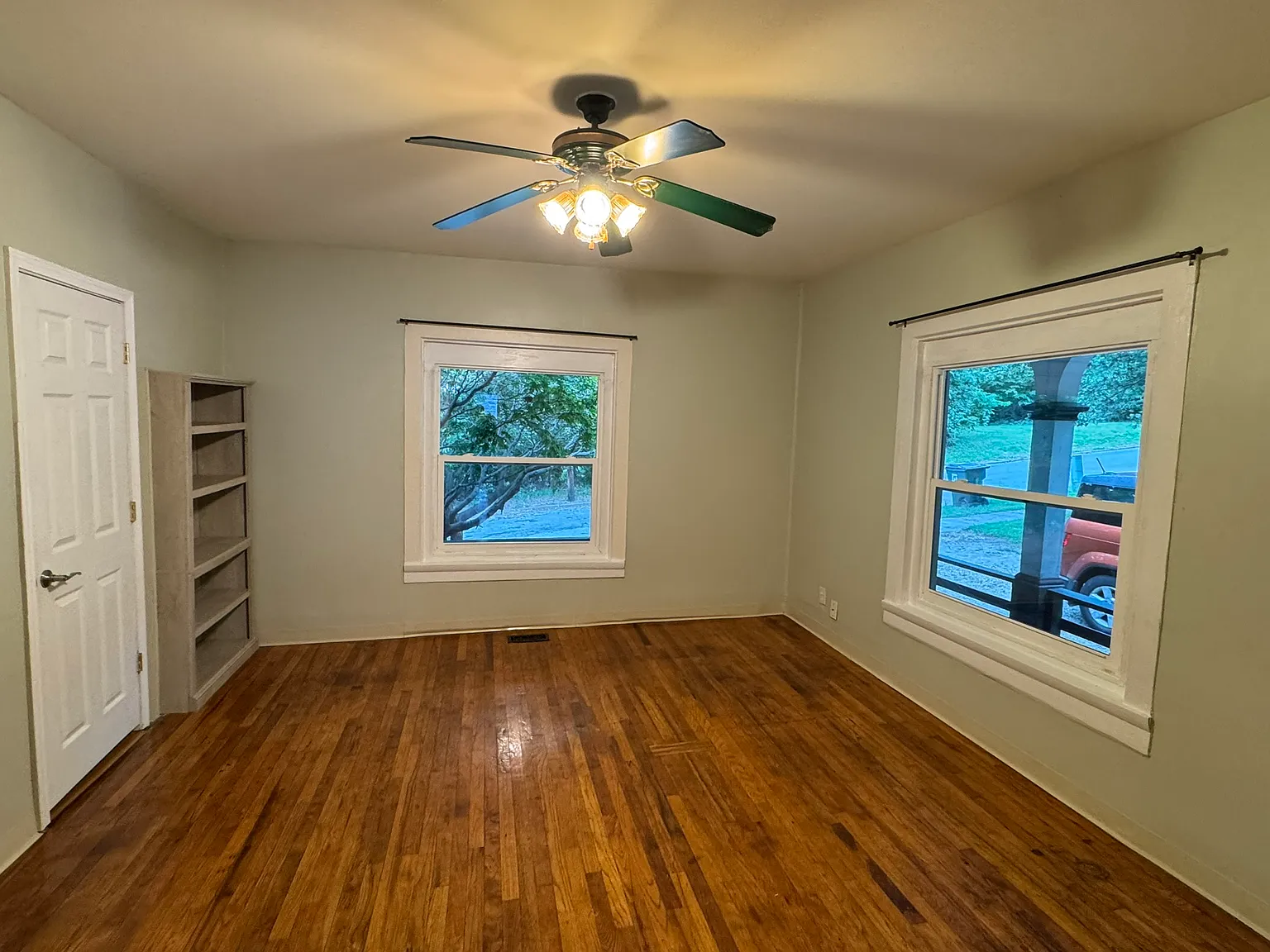 1 bed, 700 sqft, $850 — Photo 2