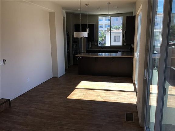 2nd image of 837 C Ave