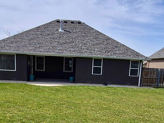 2nd image of 2142 Buckhorn Road