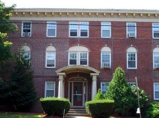 460 Humphrey St APT 2, New Haven, CT 06511