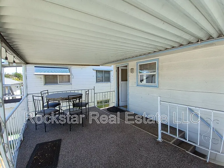 537 E Garland Ave — Photo 6