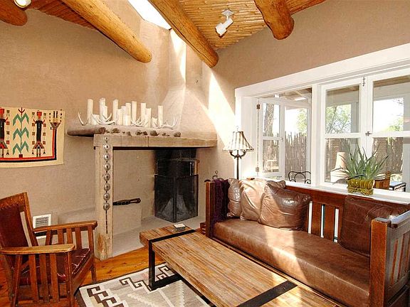 2nd image of 40A Camino Cerrado