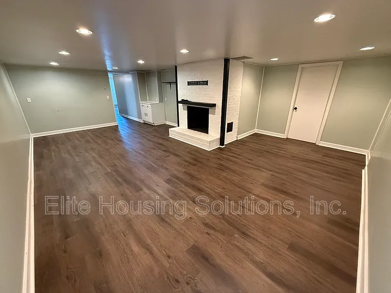 820 N 16th St — Photo 15