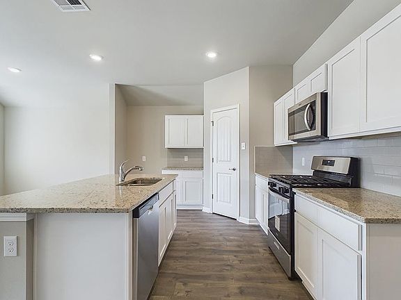 3rd image of 8103 Caden Ln