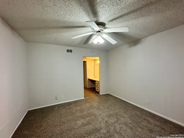 6611 SOUTHPOINT ST #113, San Antonio, TX 78229