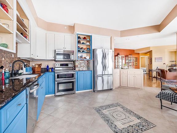 3rd image of 8301 Creekside Cir APT 560