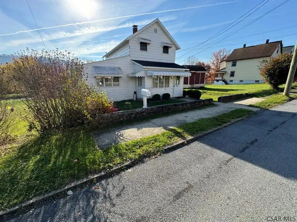 456 Stone St, Johnstown, PA 15906