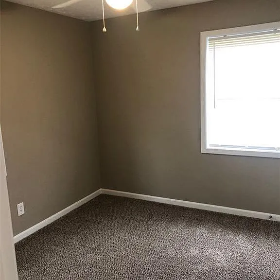 215 South St — Photo 9