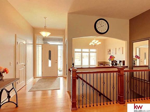 2nd image of 7805 Shadow Lake Dr