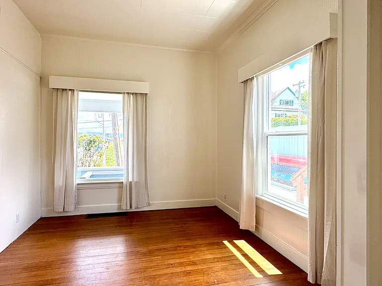 2226 McPherson St — Photo 5