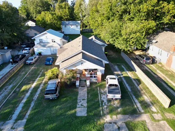 824 E 7th St, Ada, OK 74820