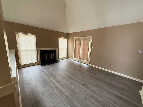 5th image of 5000 Woodberry Cv S