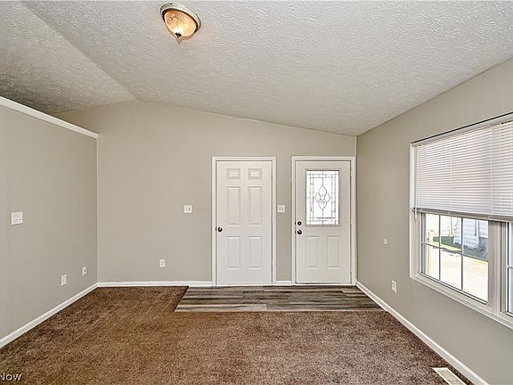 4th image of 1240 W Waterloo Rd