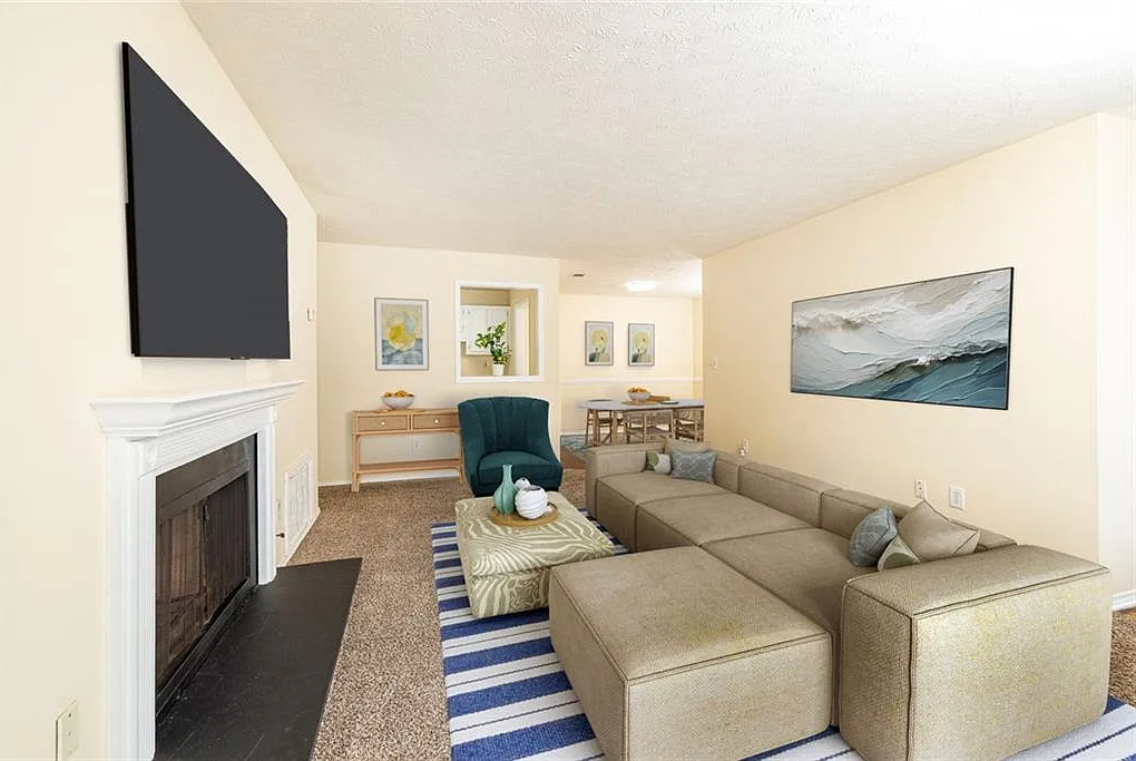 2 bed, 2.0 bath, 1244 sqft, $1,675 — Photo 2
