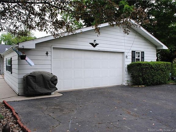 2nd image of 301 W State Road 60