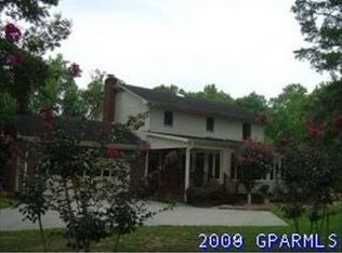 303 Ravenwood Dr, Greenville, NC 27834