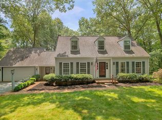 2587 Kimbrough Cir, Charlottesville, VA 22901