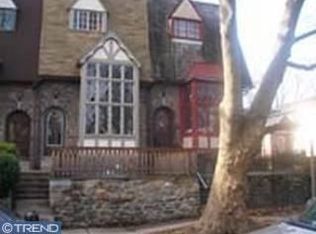 302 Richfield Rd, Upper Darby, PA 19082