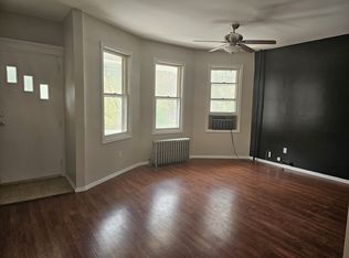 421 River Dr FLOOR 1, Elmwood Park, NJ 07407