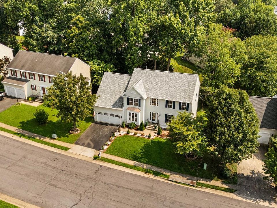 1st image of 71 Basalt Dr