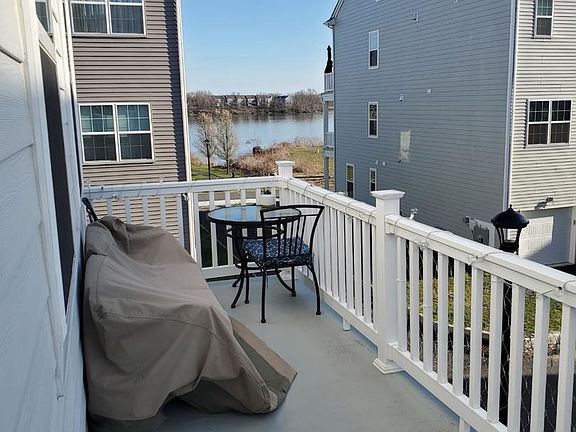 3rd image of 119 Fleet Ct