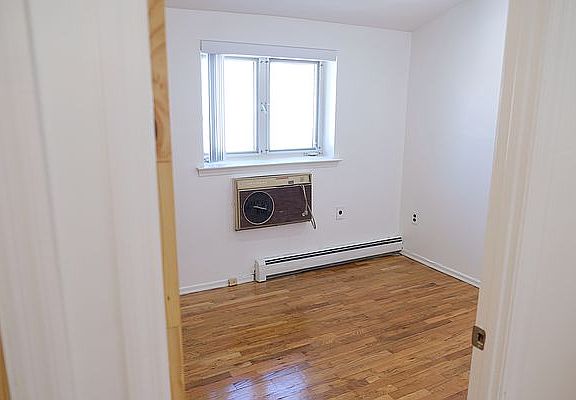 5th image of 93-07 71st Dr Floor 2