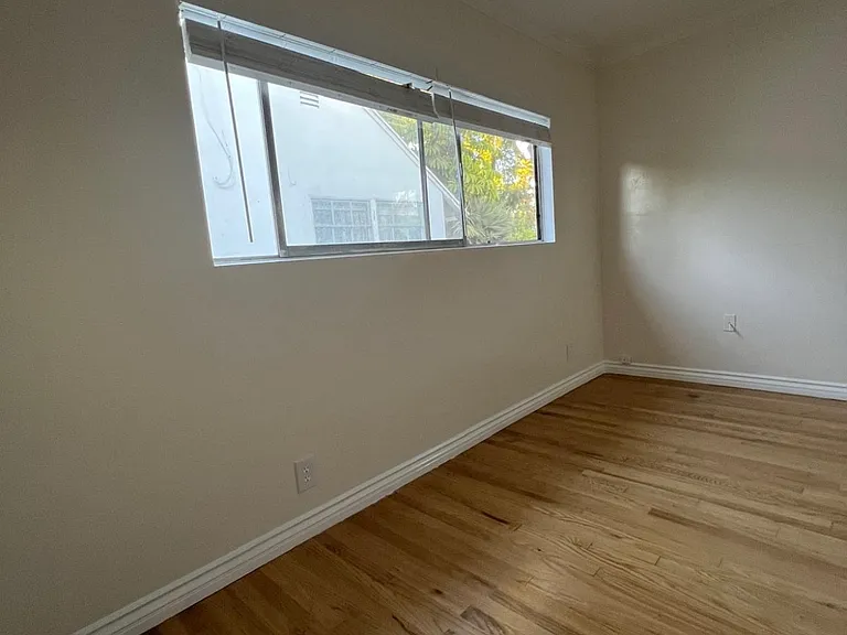 5115 Coldwater Canyon Ave #4 — Photo 7