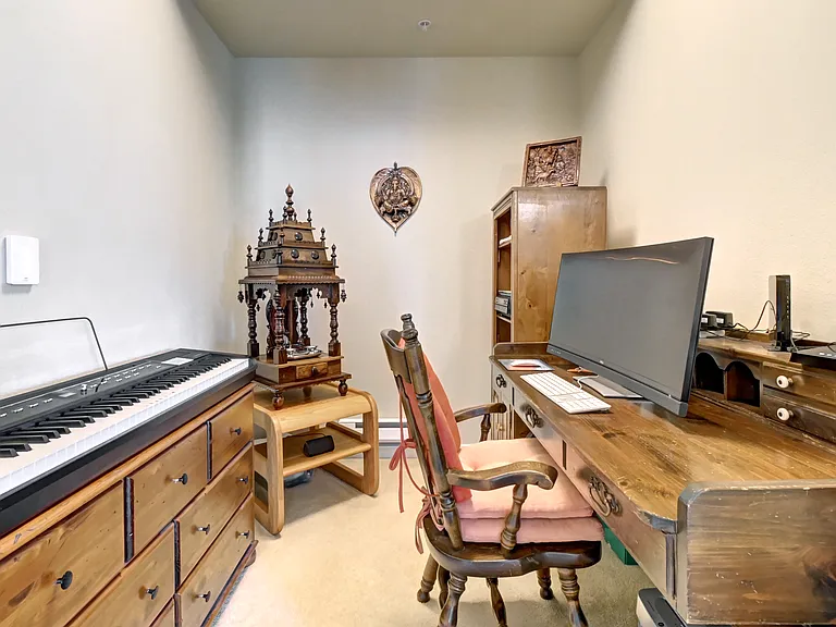 16141 Cleveland St #316 — Photo 22