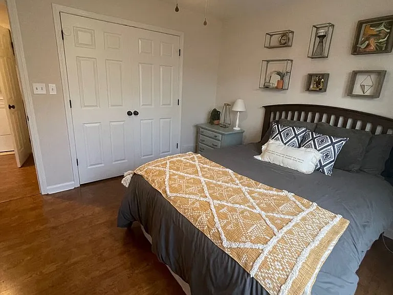 325 Malabar Way — Photo 24