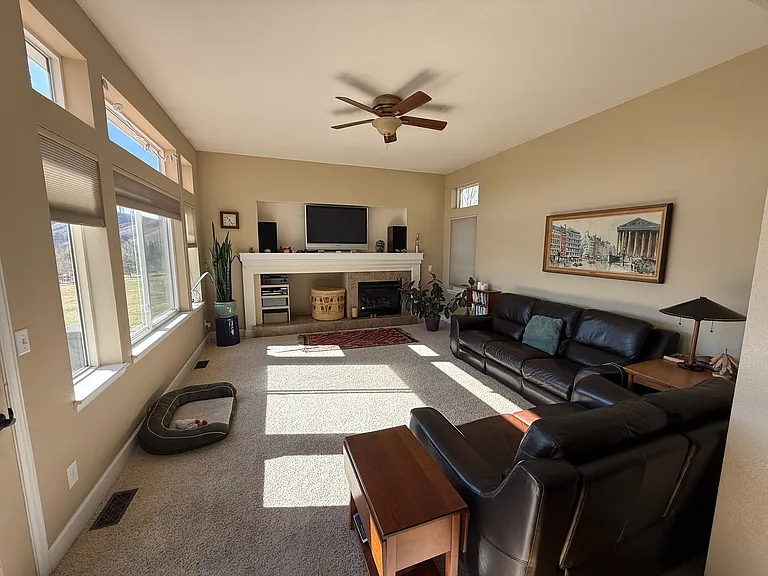 281 White Ash Dr — Photo 3