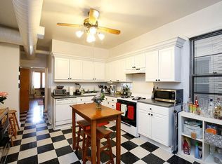1535 W Barry Ave #1, Chicago, IL 60657