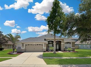 6817 Cromwell Garden Dr, Apollo Beach, FL 33572