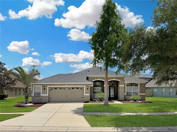 6817 Cromwell Garden Dr, Apollo Beach, FL 33572