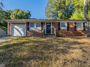 1337 Pineglen Dr, Riverdale, GA 30296
