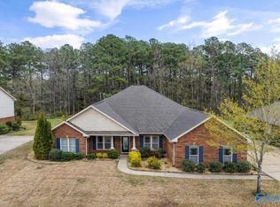 104 Harbor Glen Dr SW, Madison, AL 35756