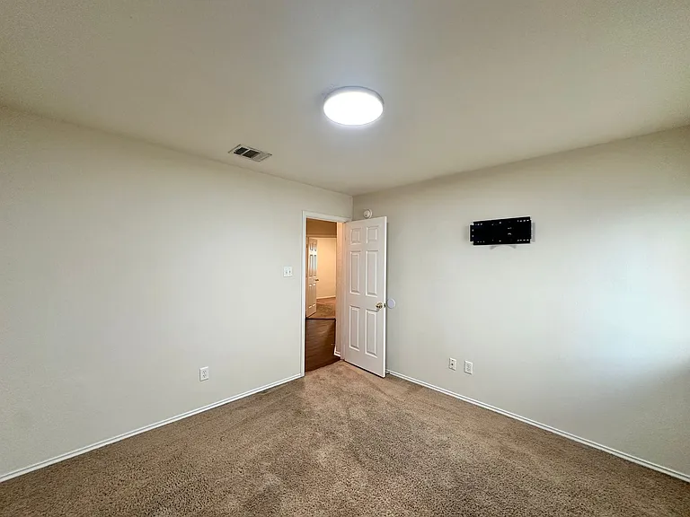 4510 Causeway Ct — Photo 27