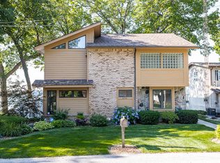 8726 Cherry Point Rd, Manitou Beach, MI 49253