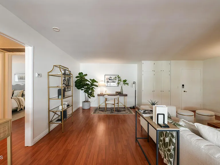 120 S Sierra Madre Blvd #205 — Photo 8