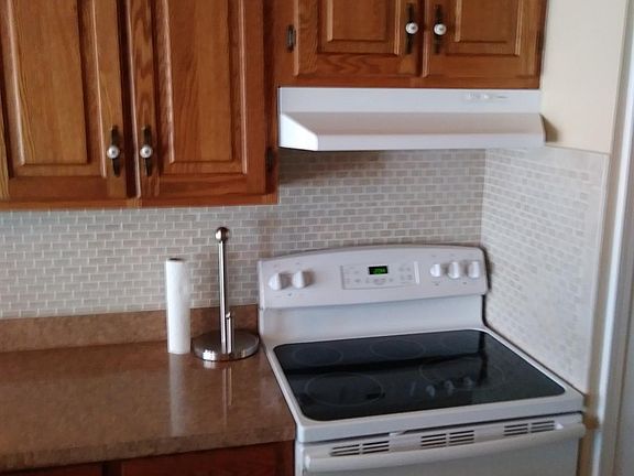 2nd image of 2709 Williamsburg Cir #1