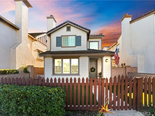 864 Calaveras Way, Corona, CA 92878
