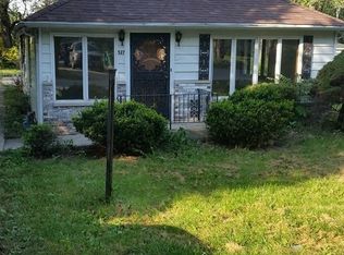 527 Ontario St, Joliet, IL 60436