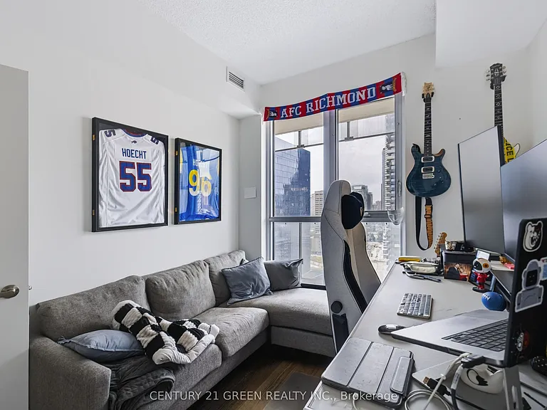 15 Lower Jarvis St #2105 — Photo 12