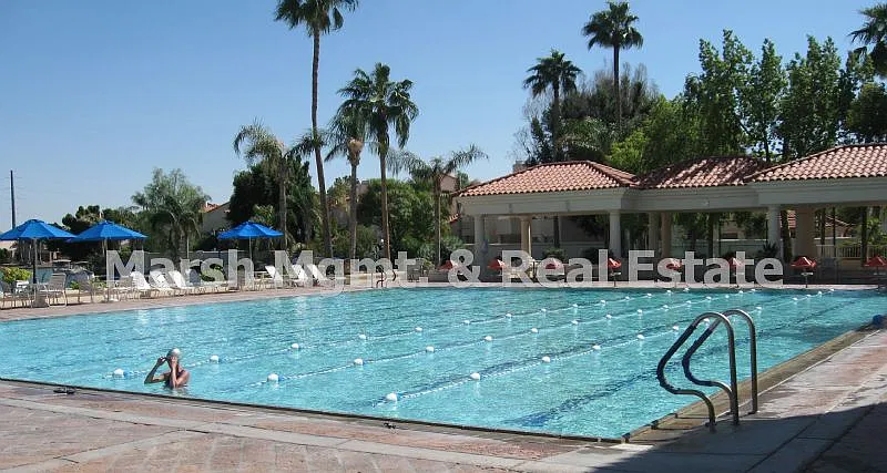 Beautiful 3 bedroom home with community pool in Val Vista Lakes of Gilbert! — Photo 3