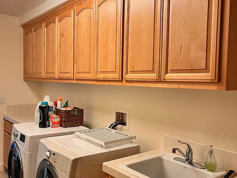 152 Laurelwood Dr — Photo 30