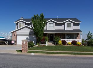 621 E Sider Dr, North Salt Lake, UT 84054